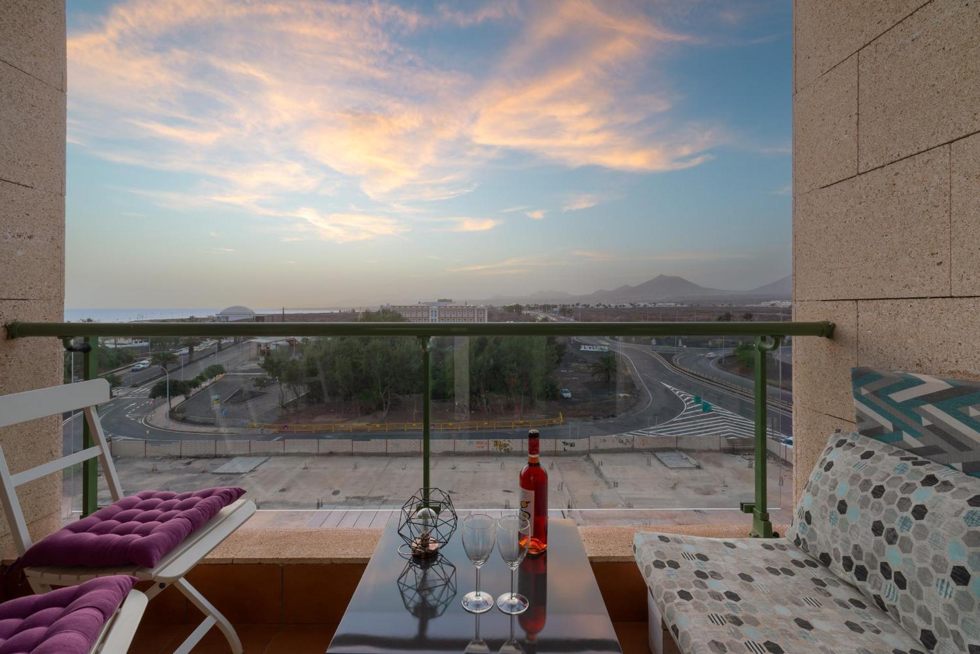 Lanzahost Lovely Views Xxi Apartamento *